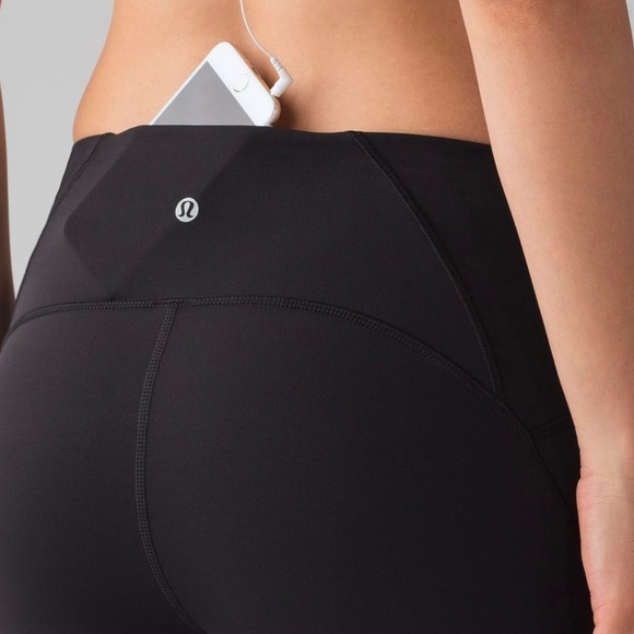 EUC Lululemon Train Times Crop (17") Black Size 6 - Picture 3 of 11